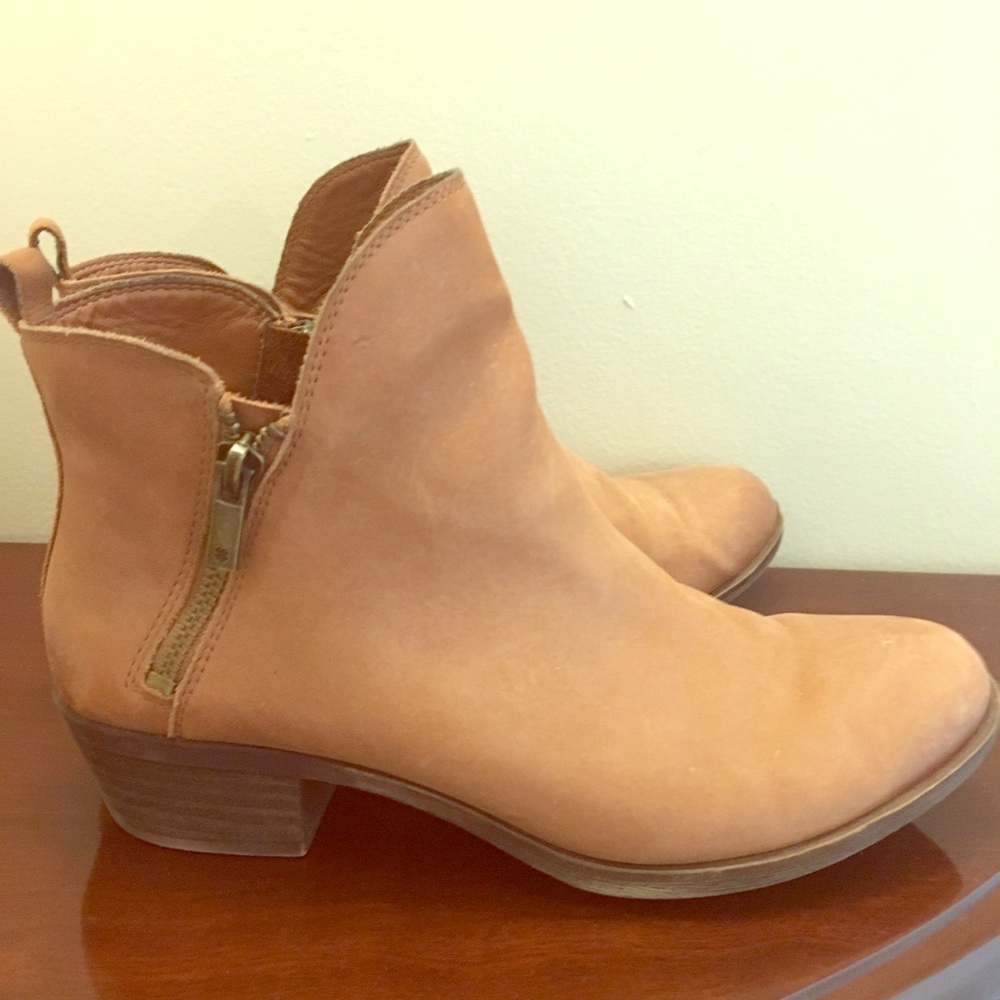 Lucky Brand Boots/Booties